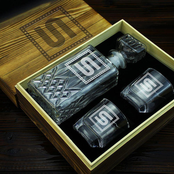 Groomsmen Gifts, Customized Whiskey Decanter Gifts - GiftCustomization