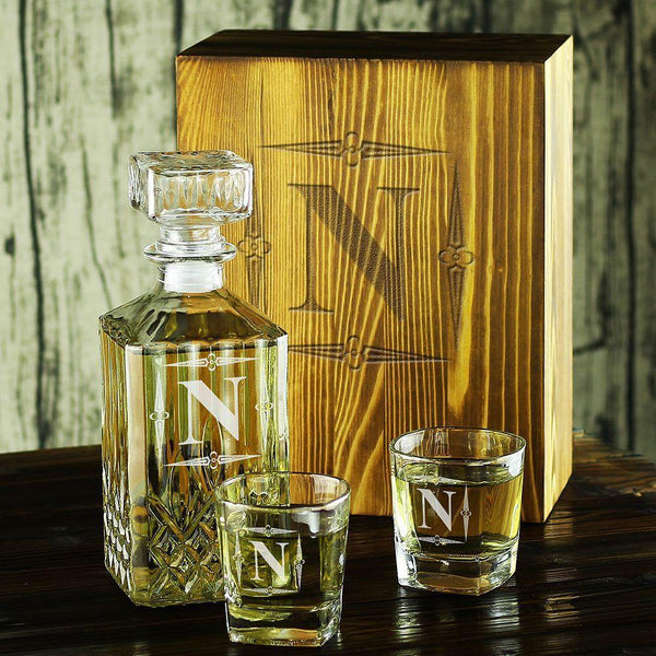 Personalized Decanter Set, Cool Groomsmen Gift - GiftCustomization